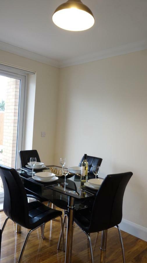 Ashford Luxury 2 Bed 2 Bath - Free Parking - 5Min To Airport - Sleeps 6公寓 外观 照片