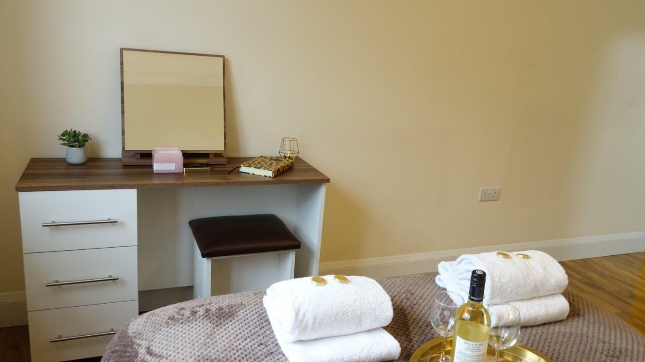 Ashford Luxury 2 Bed 2 Bath - Free Parking - 5Min To Airport - Sleeps 6公寓 外观 照片